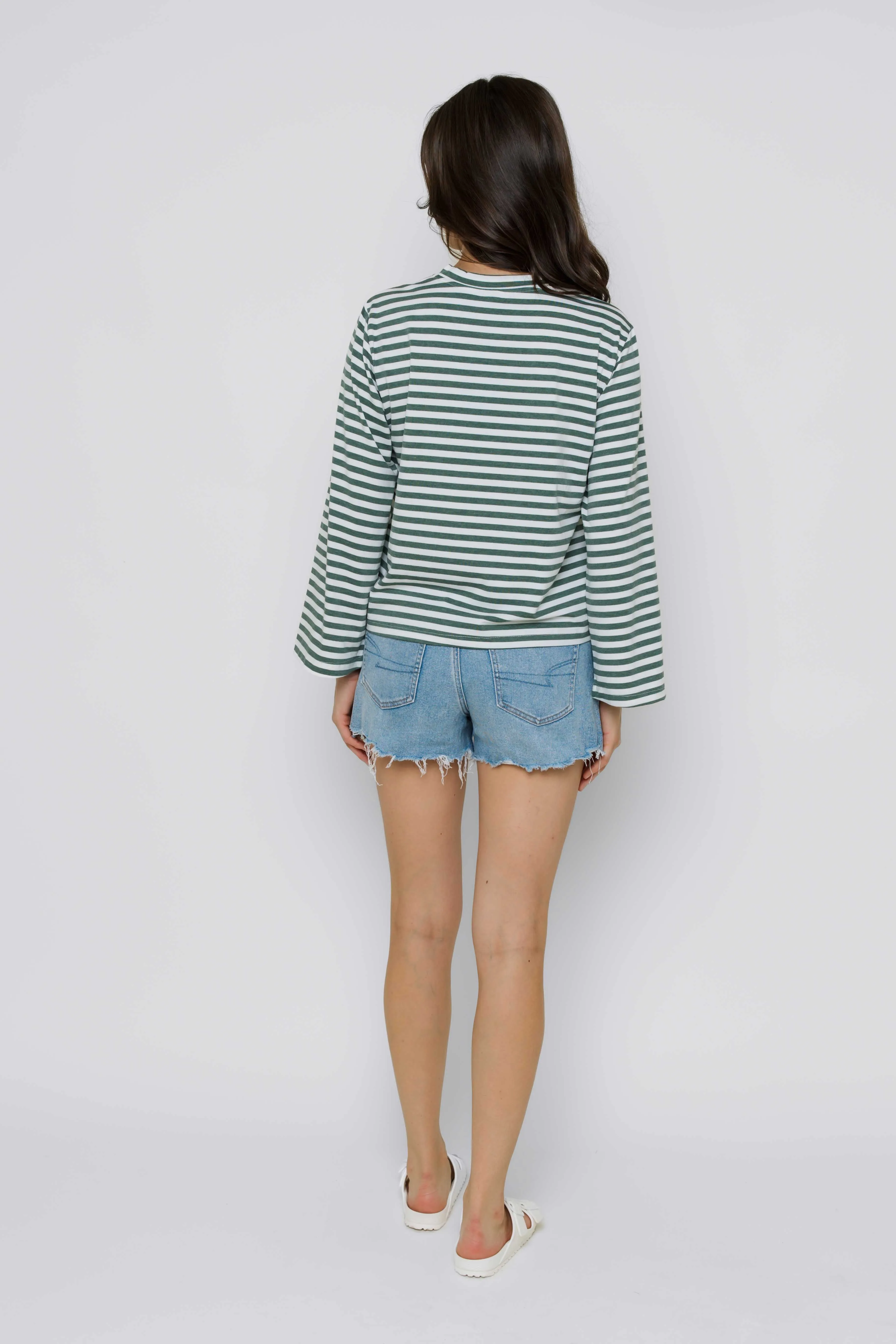 Britt-Bell Sleeve Crew