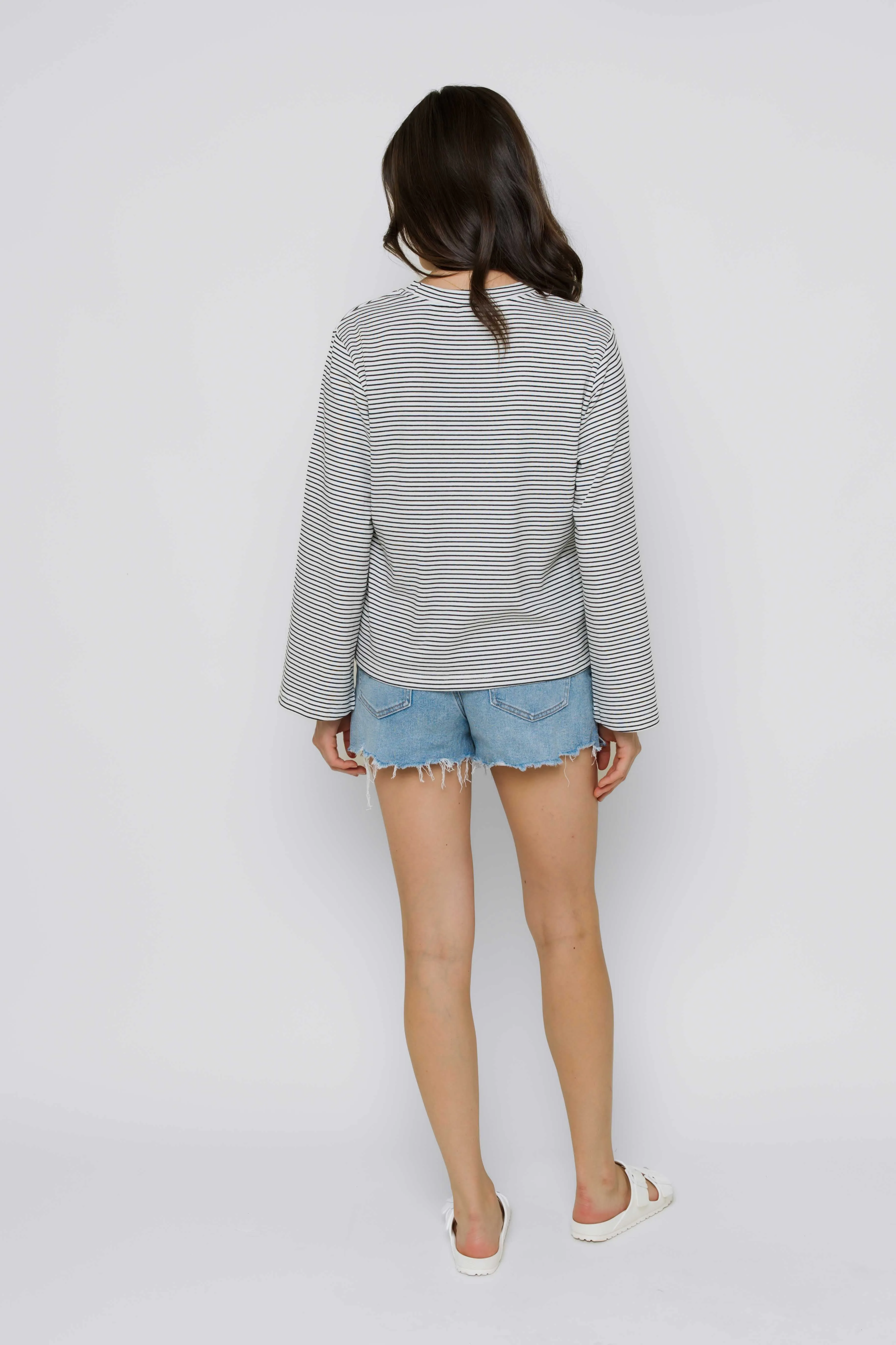 Britt-Bell Sleeve Crew