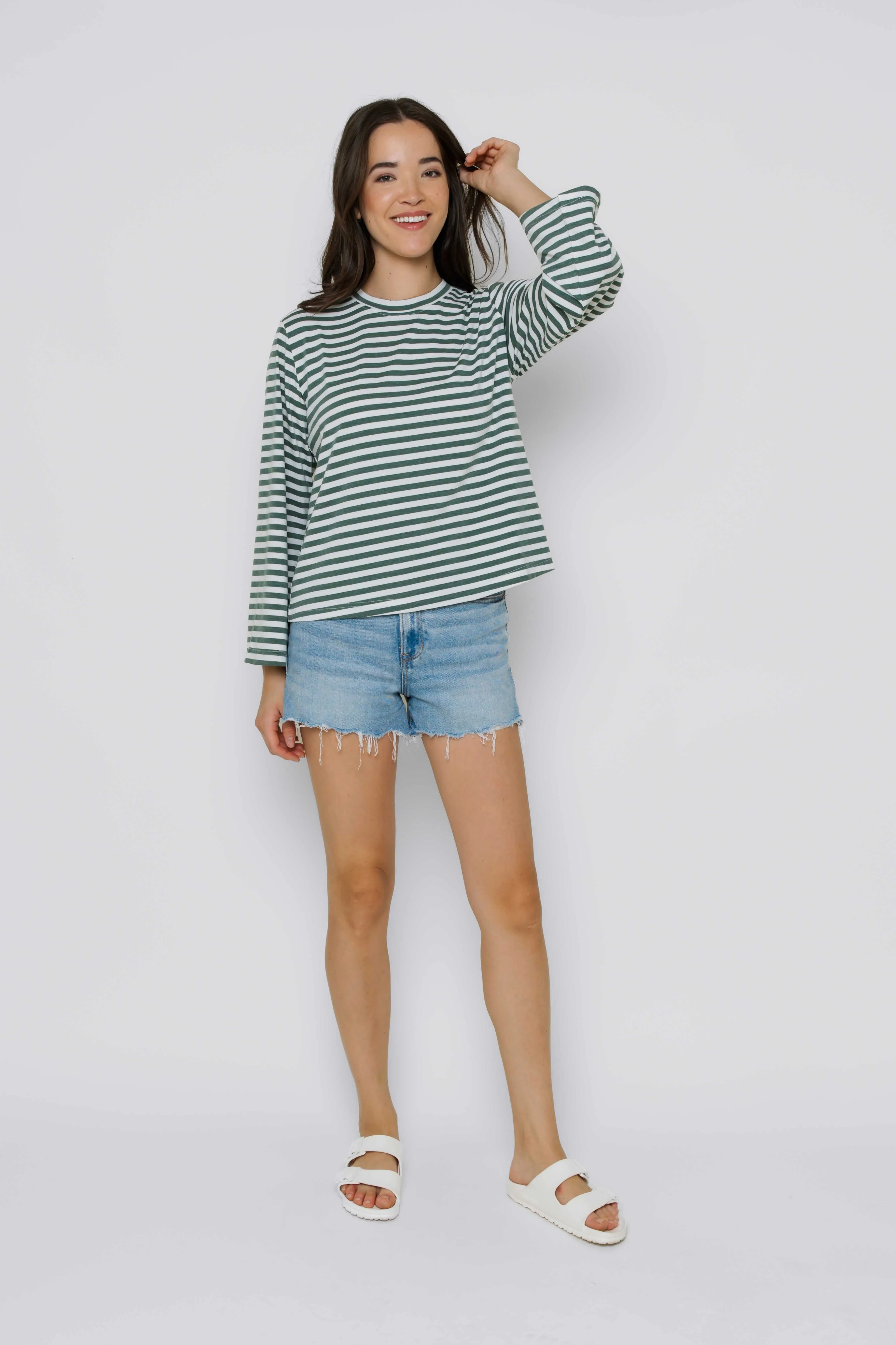 Britt-Bell Sleeve Crew