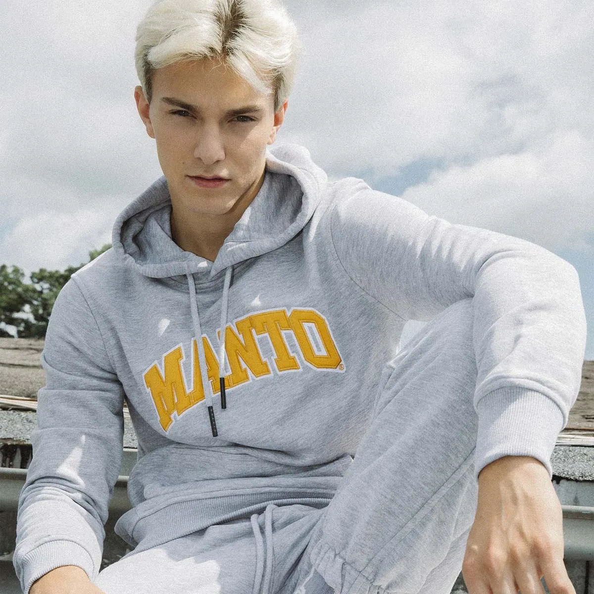 Manto Varsity Hoodie Grey