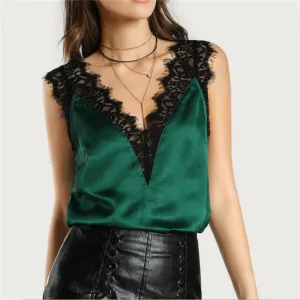 New 2018 Summer Women Loose Fashion Lace Deep V Sleeveless Spliced Cotton V Back Casual Tops Blouse Shirt