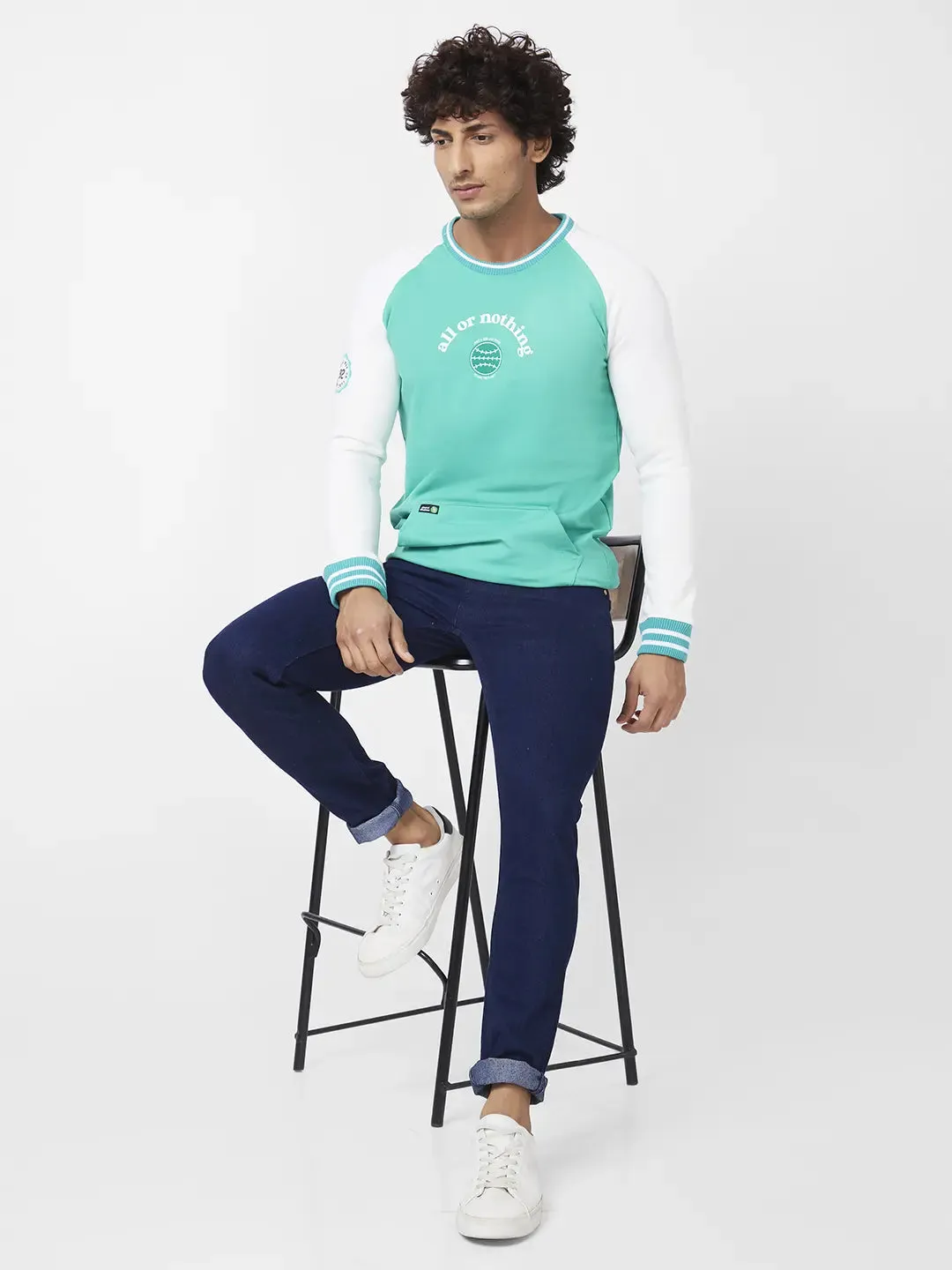 Spykar Men Sporty Green Blended Slim Fit Full Sleeve Round Neck Plain Sweatshirt