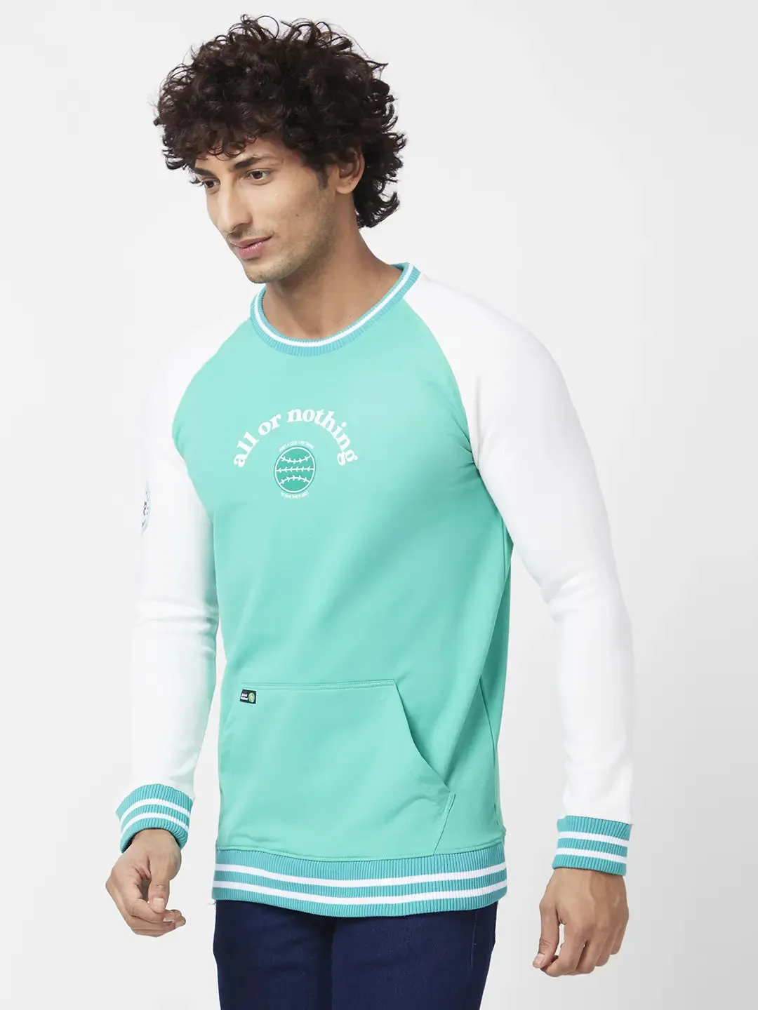 Spykar Men Sporty Green Blended Slim Fit Full Sleeve Round Neck Plain Sweatshirt