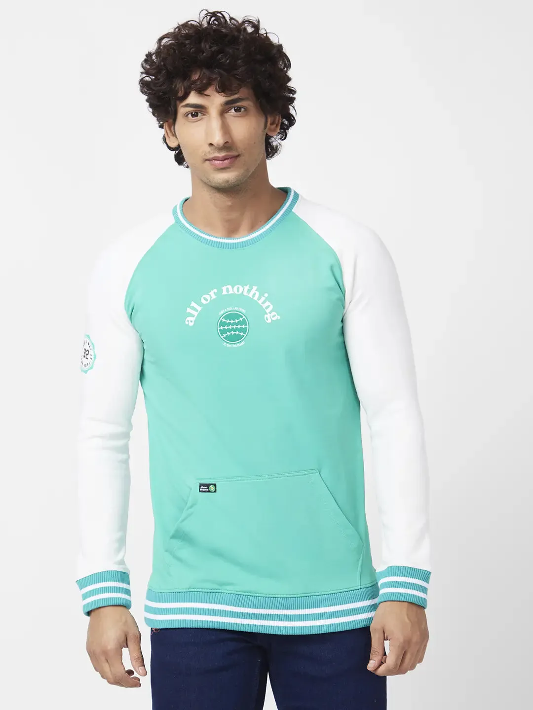 Spykar Men Sporty Green Blended Slim Fit Full Sleeve Round Neck Plain Sweatshirt