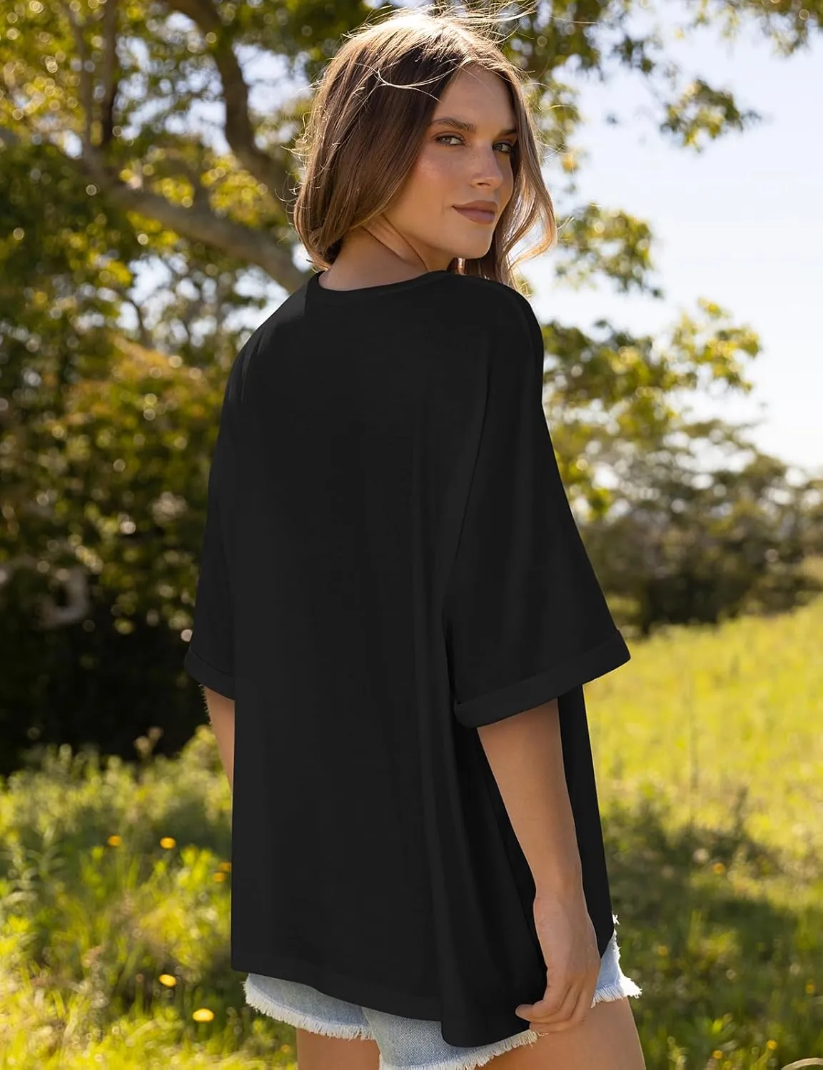 UEU Women Oversized T-Shirt Summer Casual Loose Fit Short Sleeve Basic Tops Workout Gym Tee Shirt